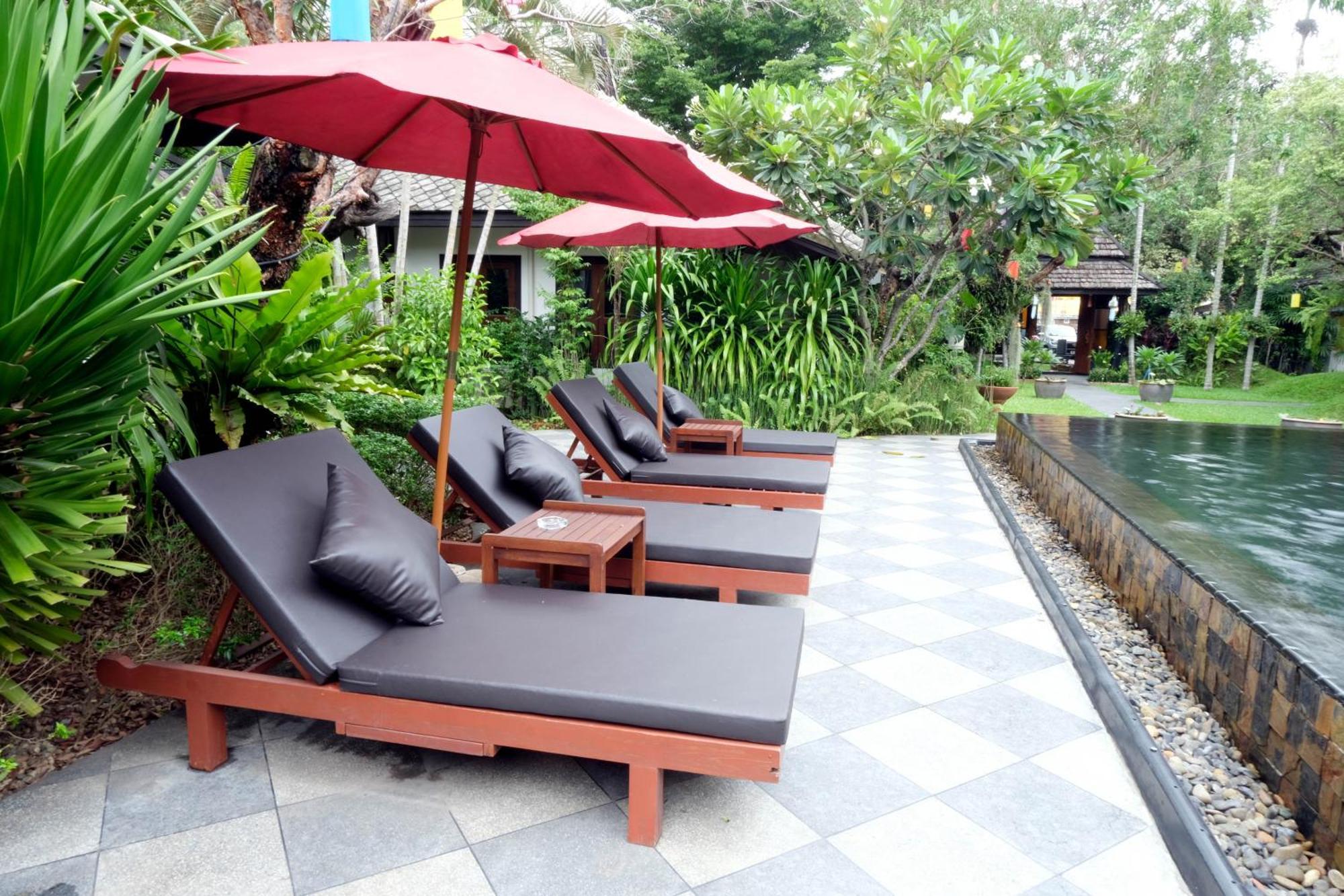 Vimarn Kaew Village And Resort Chiang Mai Exteriör bild