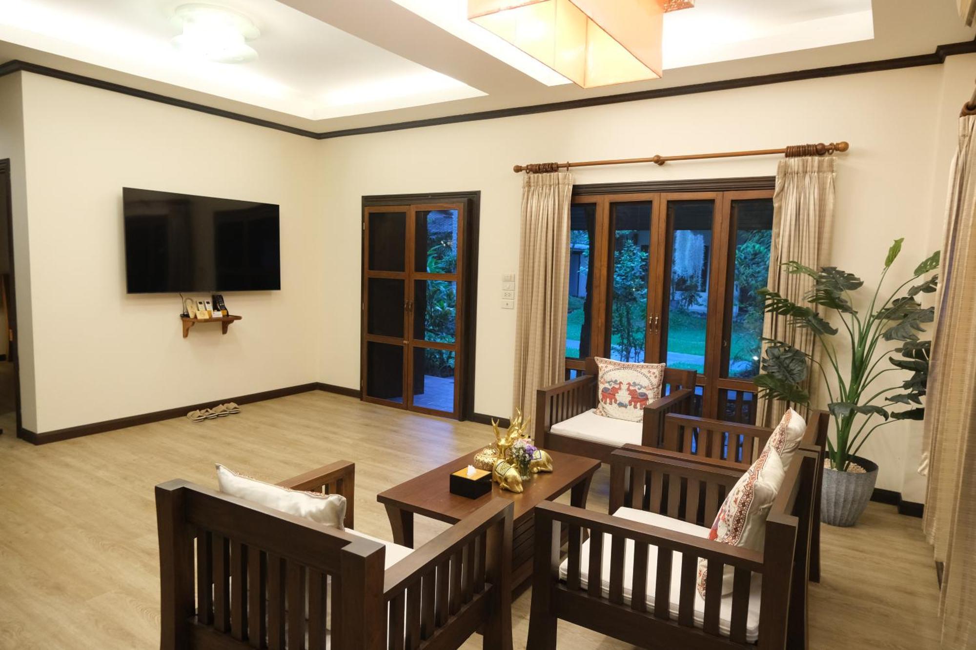 Vimarn Kaew Village And Resort Chiang Mai Exteriör bild